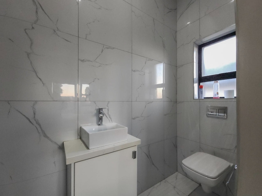 4 Bedroom Property for Sale in Leloko Lifestyle Estate North West